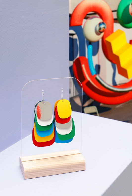 PARKING LOT SMILE - FROM VIDEO TO WEARABLE COLOR - A POW COLLABORATION